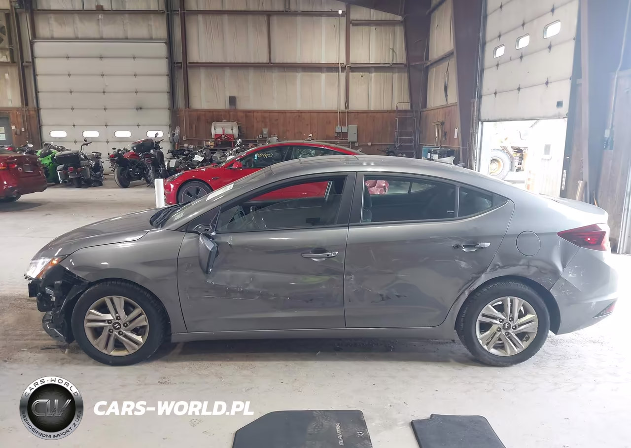 2020 Hyundai Elantra Value Edition VIN:5NPD84LF6LH501323 - 6