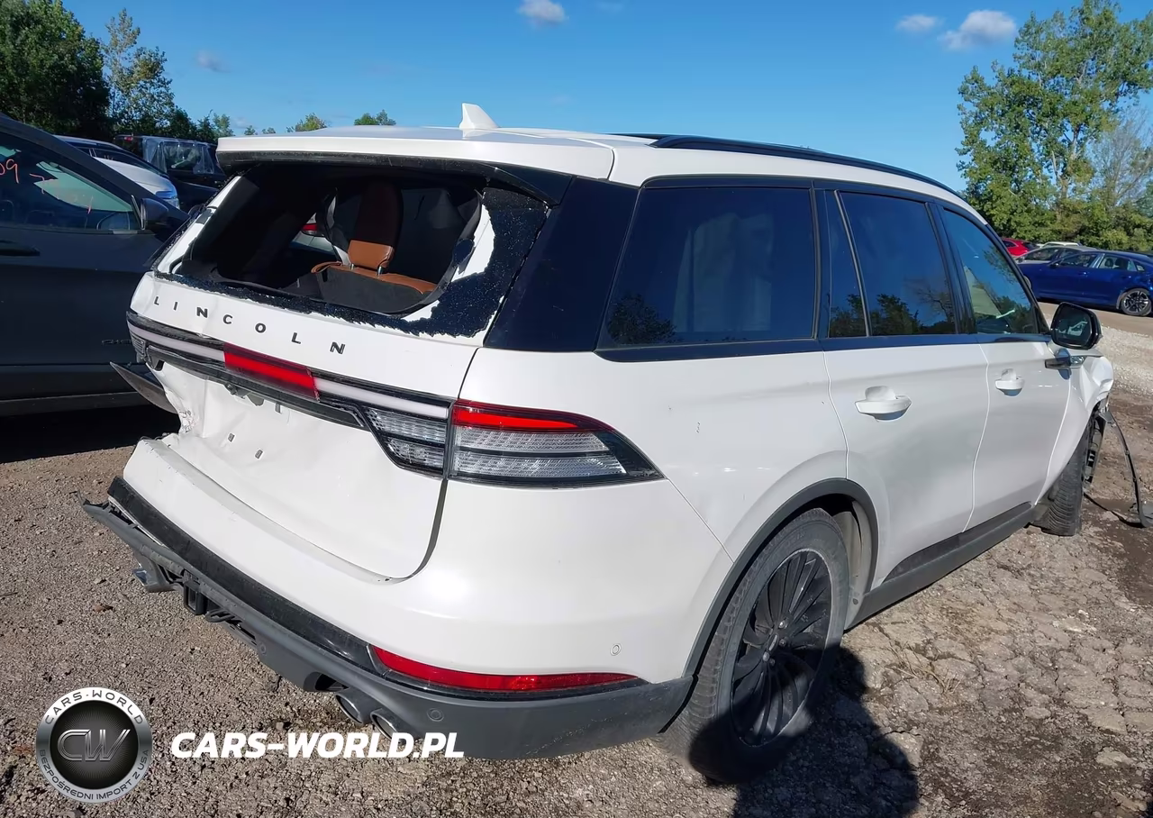 2020 Lincoln Aviator Reserve VIN:5LM5J7XC3LGL11017 - 4
