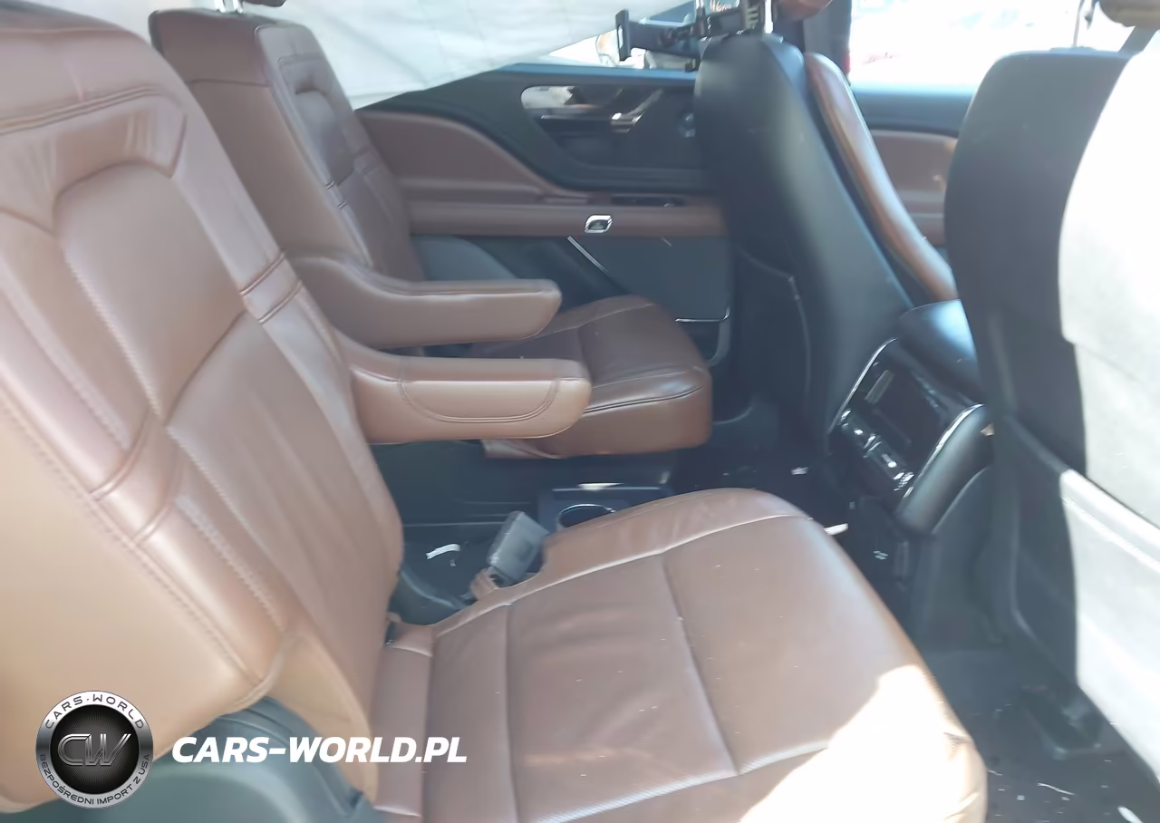 2020 Lincoln Aviator Reserve VIN:5LM5J7XC3LGL11017 - 8