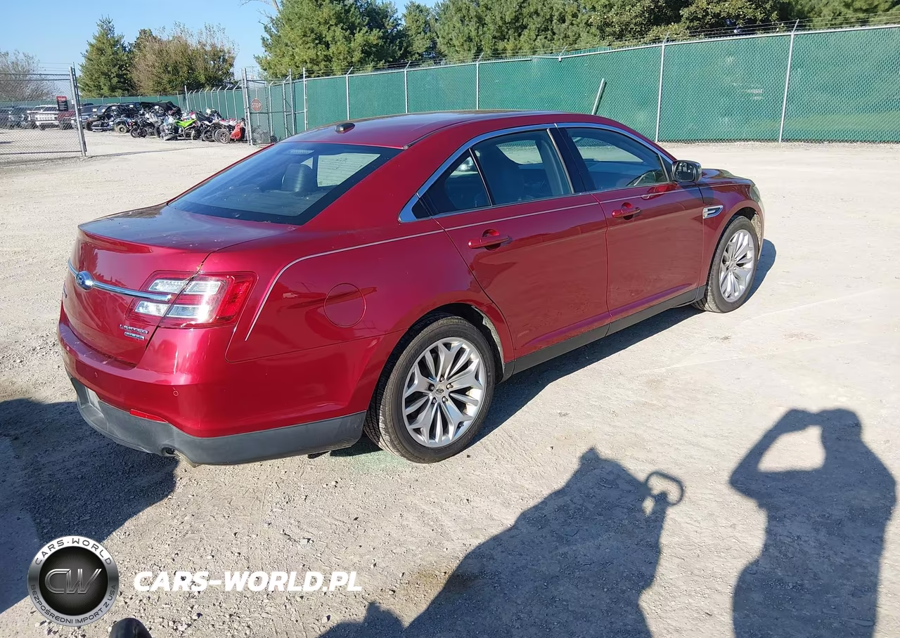2015 Ford Taurus Limited VIN:1FAHP2F88FG147048 - 4