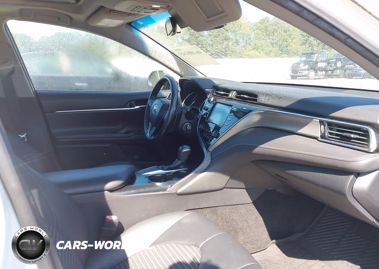 2018 Toyota Camry Se VIN:4T1B11HKXJU561894 - 5