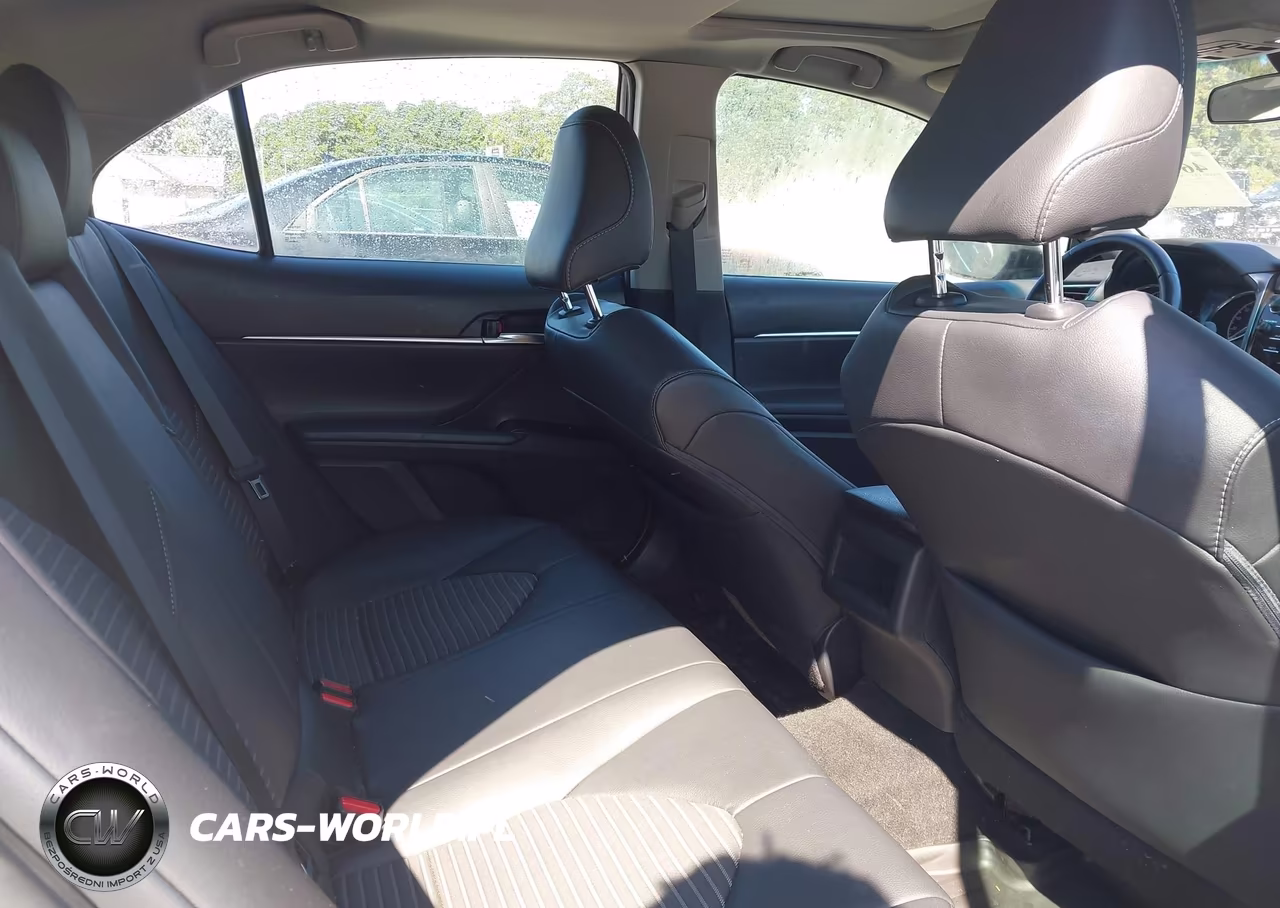 2018 Toyota Camry Se VIN:4T1B11HKXJU561894 - 8