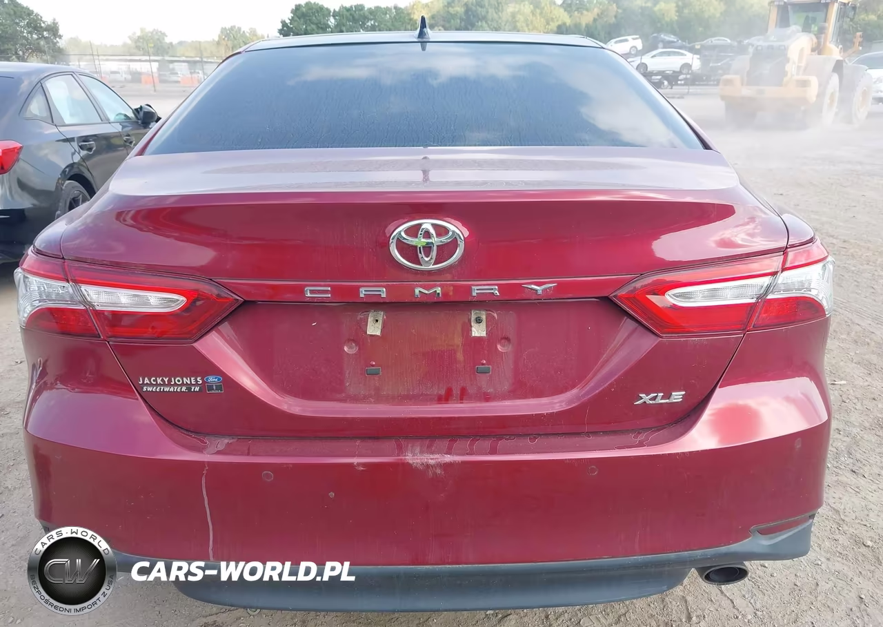 2018 Toyota Camry Xle VIN:4T1B11HK7JU535043 - 16
