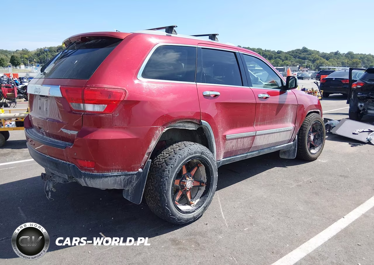 2011 Jeep Grand Cherokee Laredo VIN:1J4RR4GG5BC581496 - 3