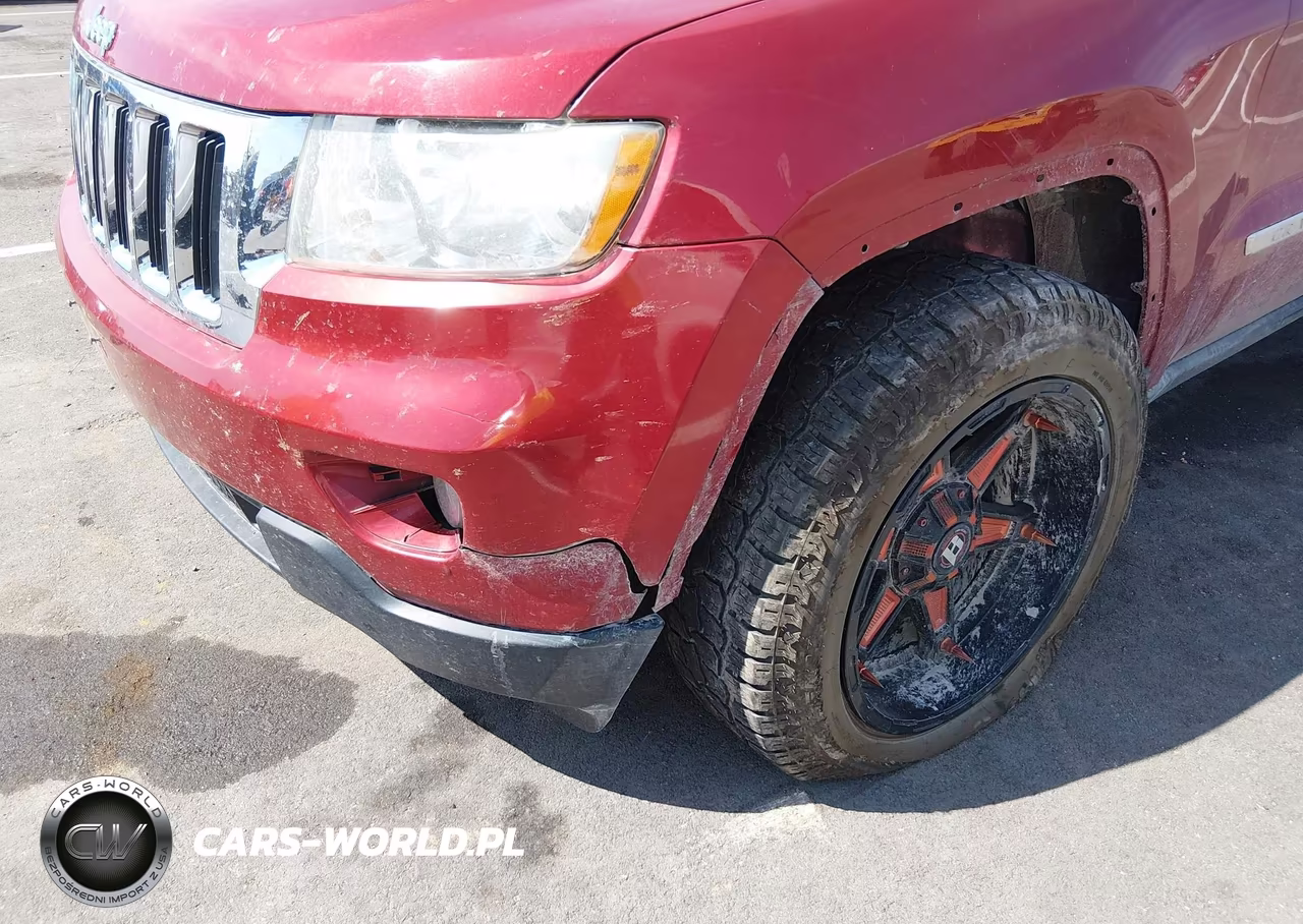 2011 Jeep Grand Cherokee Laredo VIN:1J4RR4GG5BC581496 - 5