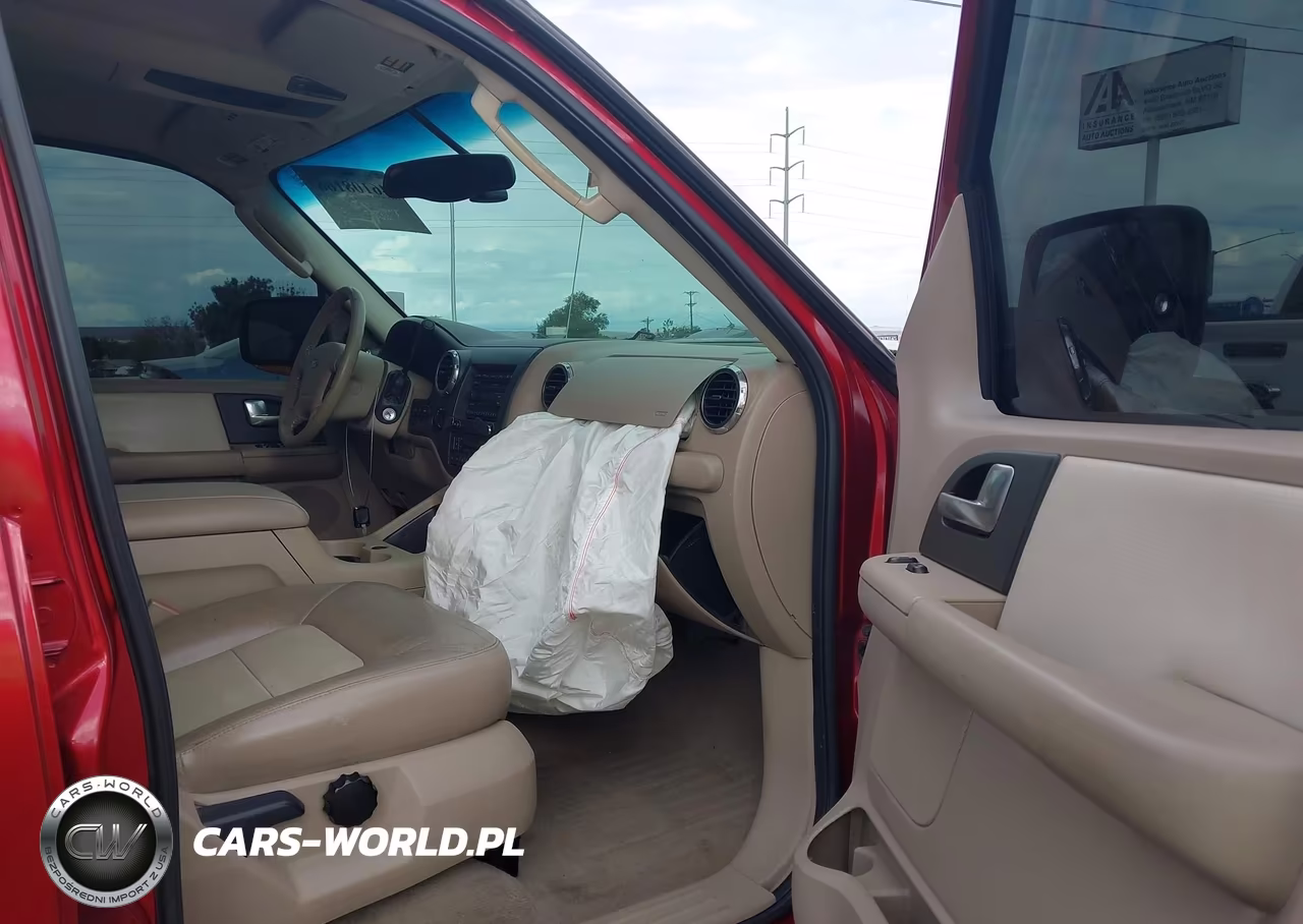 2004 Ford Expedition Eddie Bauer VIN:1FMFU18L04LA98689 - 5
