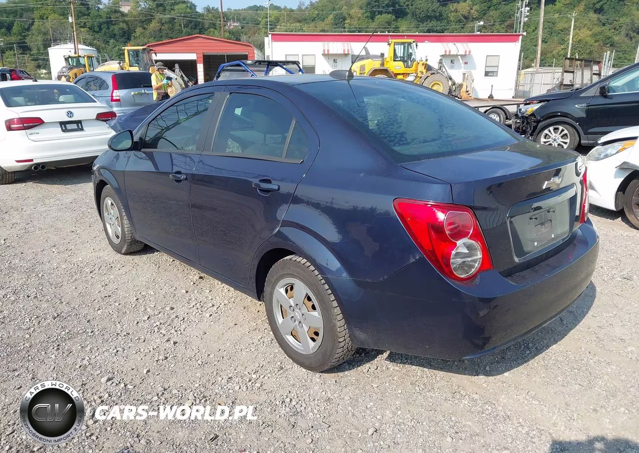 2015 Chevrolet Sonic Ls Auto VIN:1G1JA5SH0F4217768 - 3