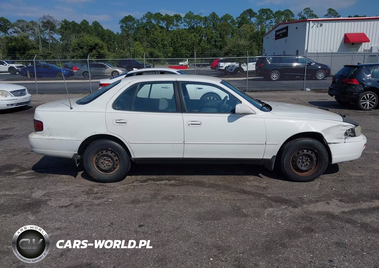 1995 Toyota Camry Le VIN:4T1SK12E0SU534785 - 13