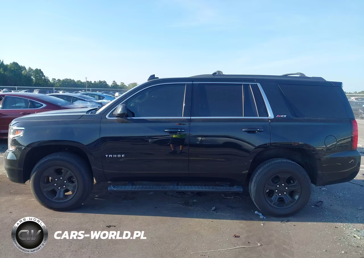 2017 Chevrolet Tahoe Lt VIN:1GNSKBKC8HR344325 - 14