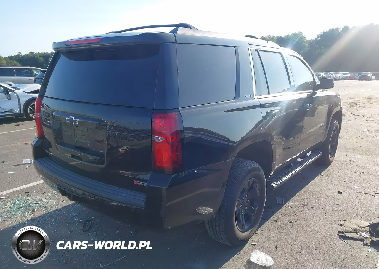 2017 Chevrolet Tahoe Lt VIN:1GNSKBKC8HR344325 - 4
