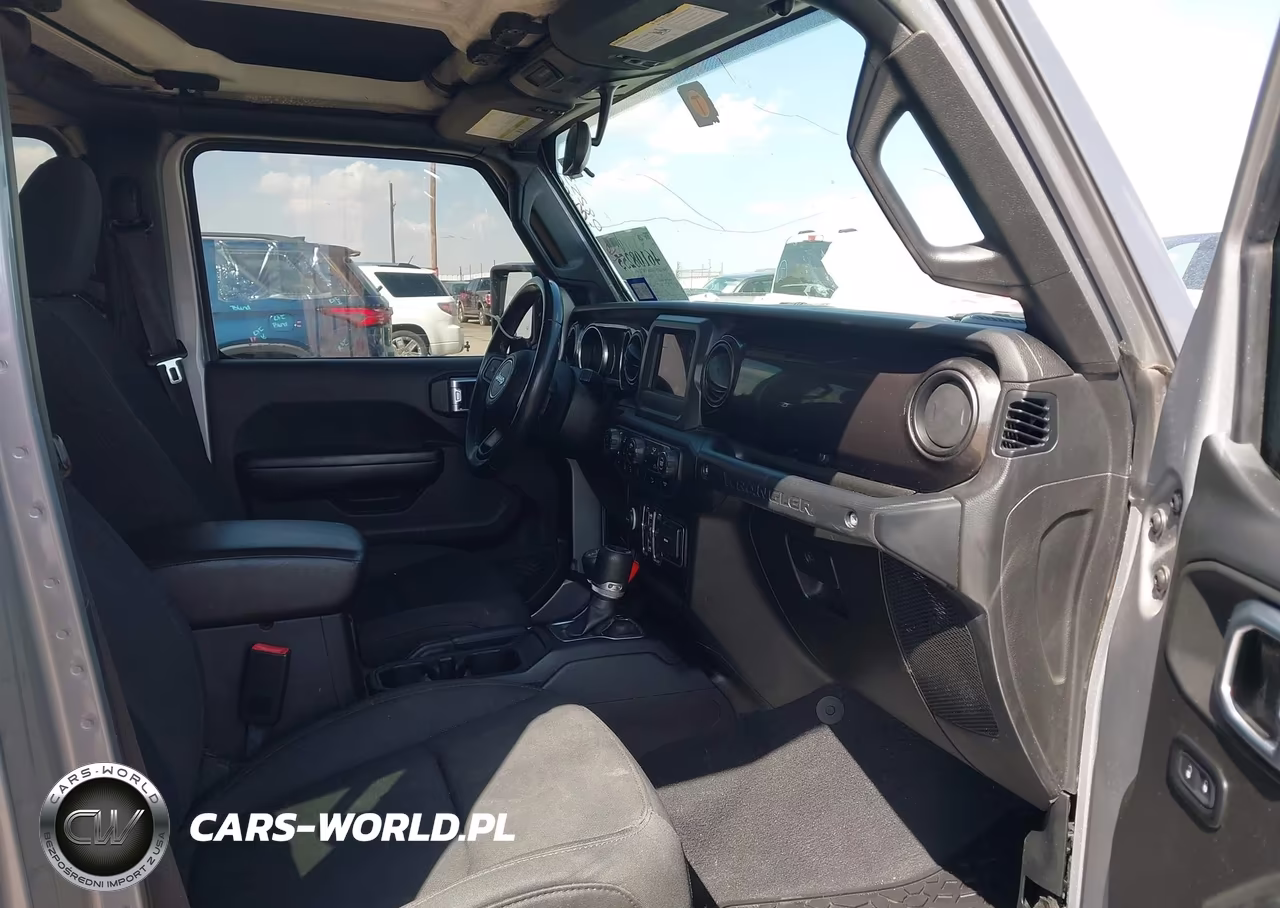 2019 Jeep Wrangler Unlimited Sport Altitude 4X4 VIN:1C4HJXDG6KW619475 - 5