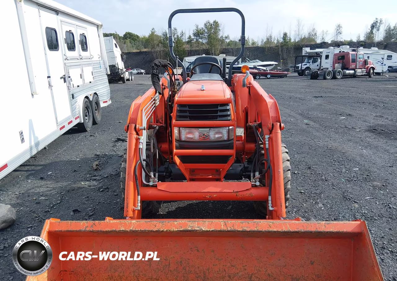 2006 Kubota L3130 VIN:00000000000056157 - 6