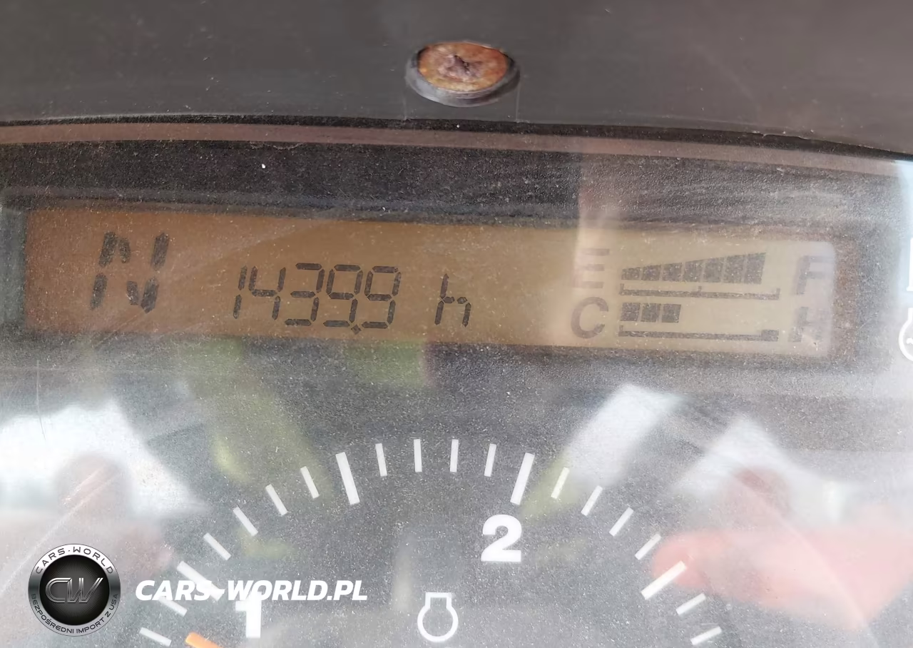 2006 Kubota L3130 VIN:00000000000056157 - 7