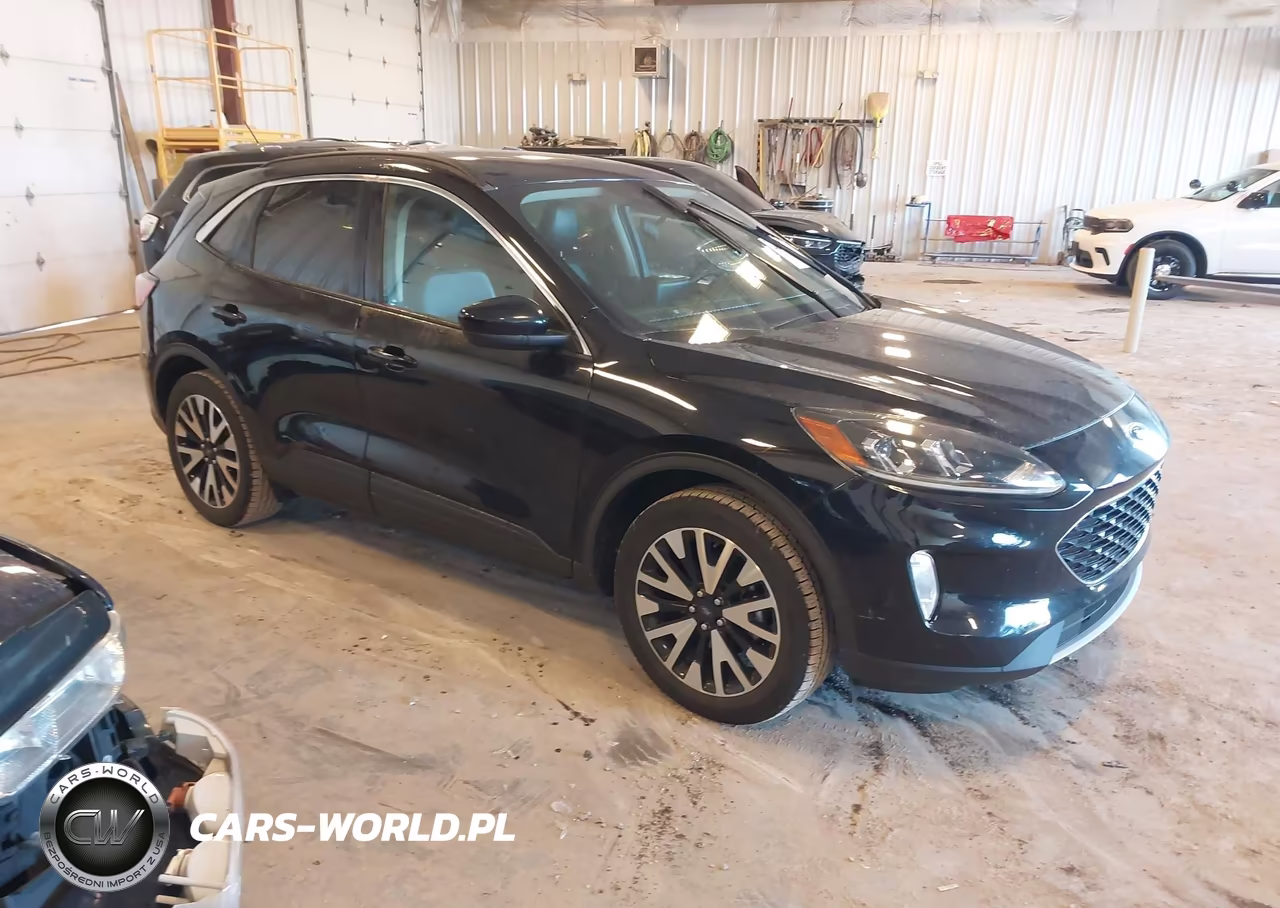 2020 Ford Escape Sel