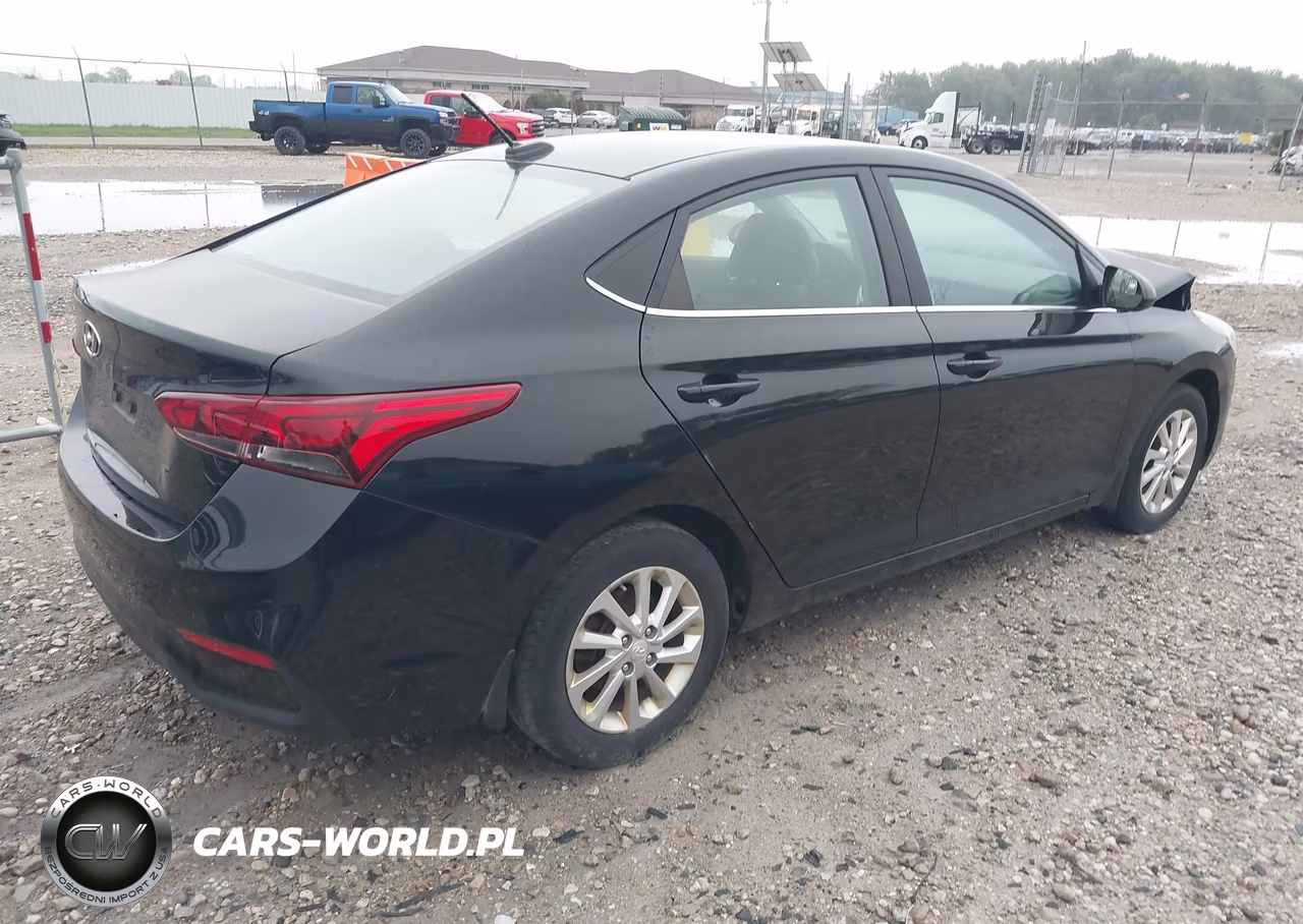 2022 Hyundai Accent Sel VIN:3KPC24A6XNE176649 - 4
