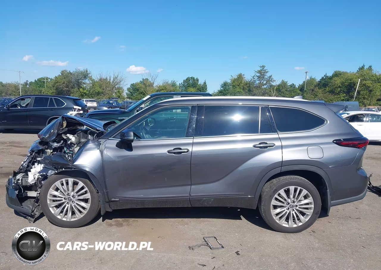 2025 Toyota Highlander Hybrid Platinum VIN:5TDEBRCH4SS657079 - 15