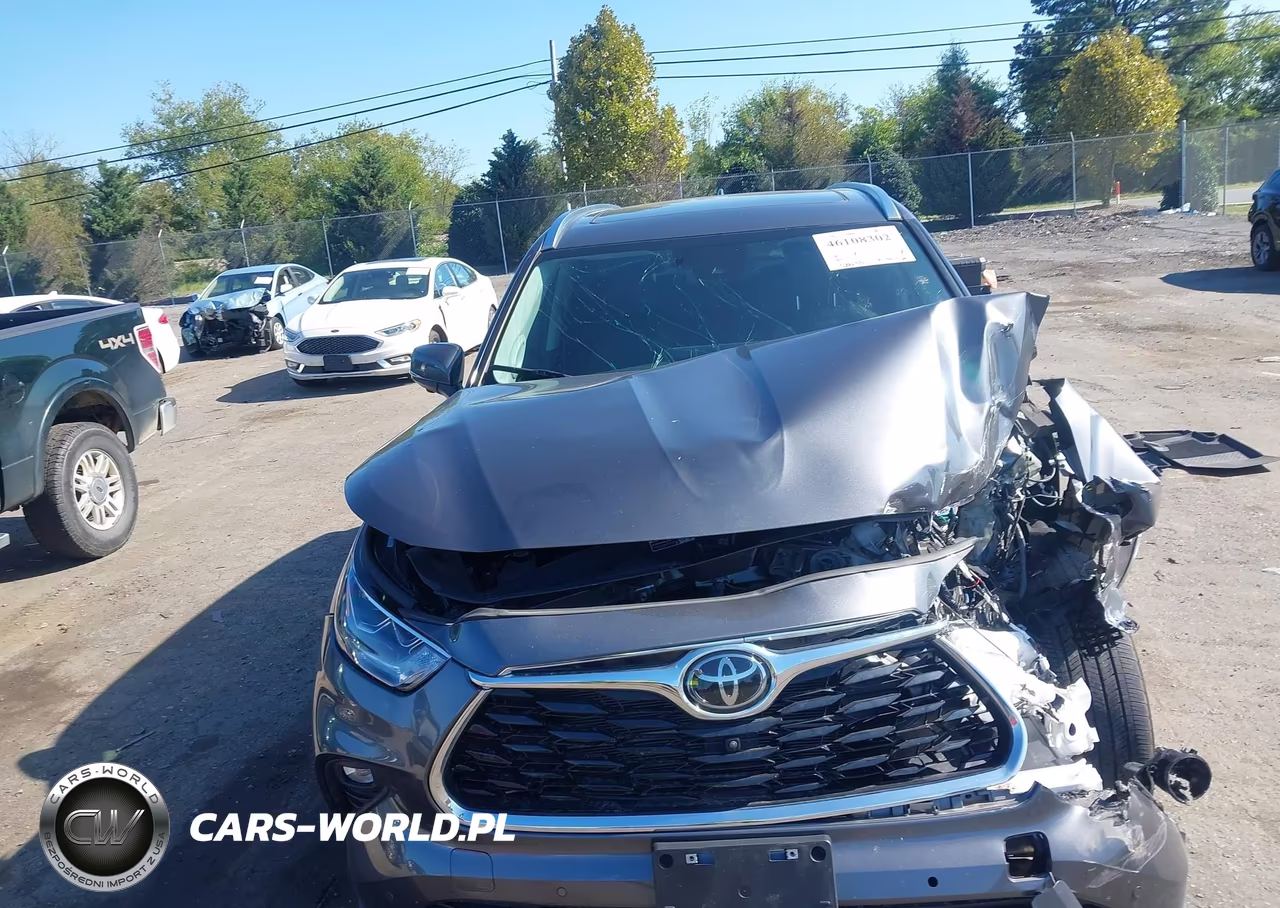 2025 Toyota Highlander Hybrid Platinum VIN:5TDEBRCH4SS657079 - 6