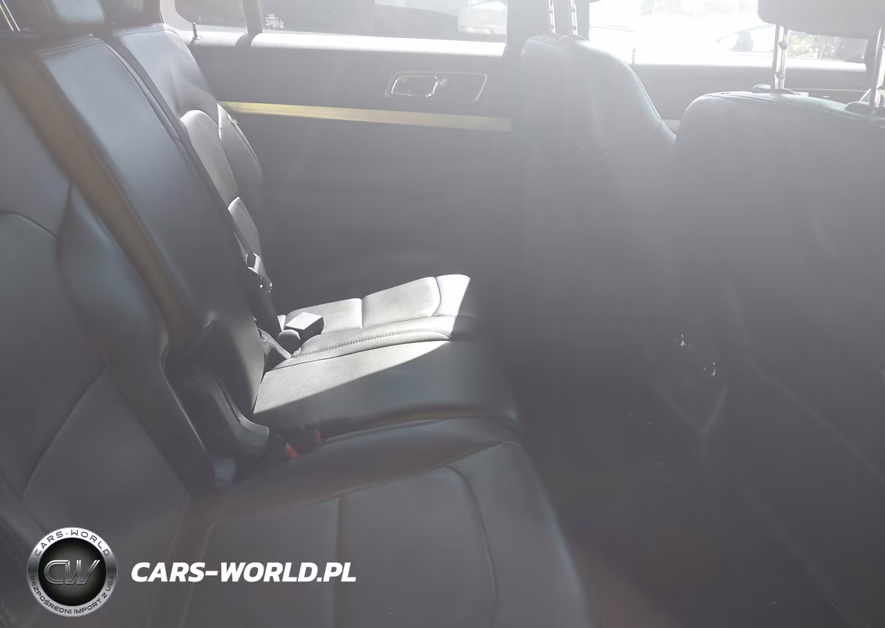 2018 Ford Explorer Xlt VIN:1FM5K8DH2JGA61255 - 8
