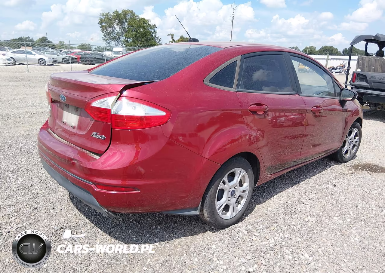 2015 Ford Fiesta Se VIN:3FADP4BJ0FM144671 - 4