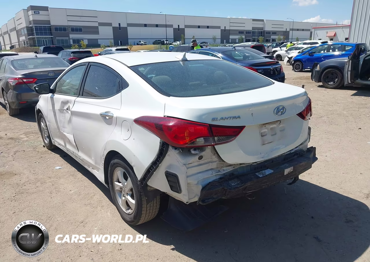2014 Hyundai Elantra Se VIN:5NPDH4AE6EH525764 - 3