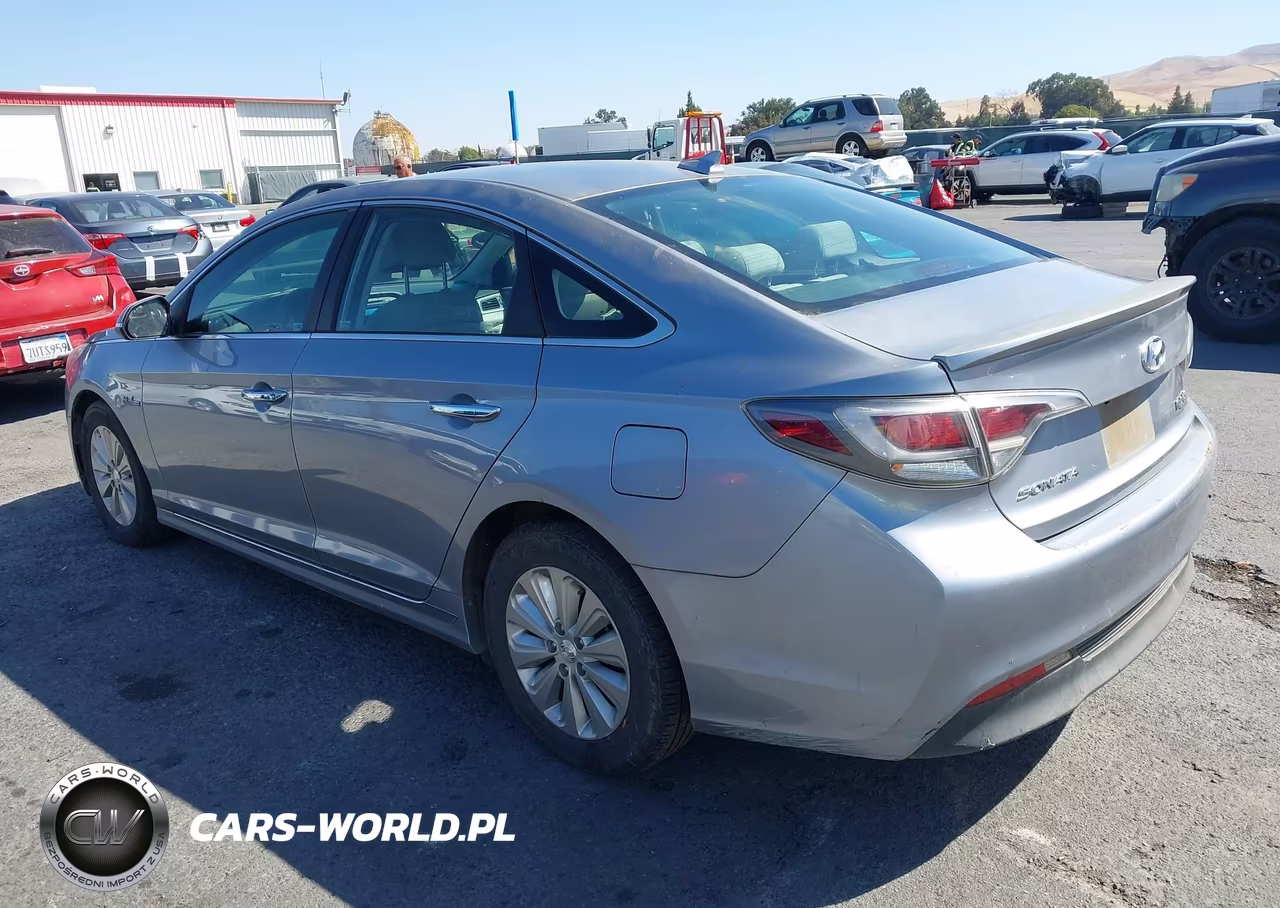 2016 Hyundai Sonata Hybrid Se VIN:KMHE24L16GA013234 - 3