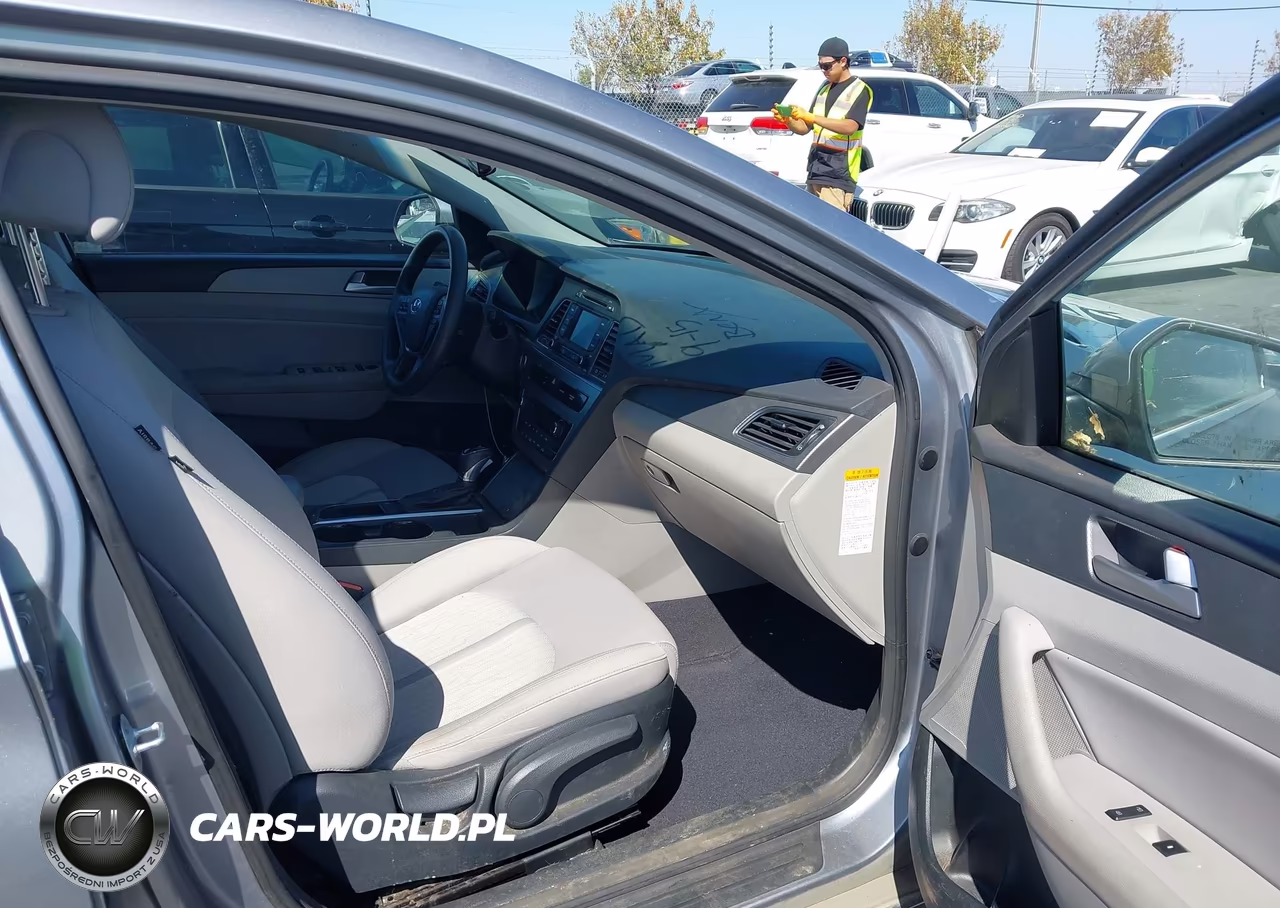2016 Hyundai Sonata Hybrid Se VIN:KMHE24L16GA013234 - 5