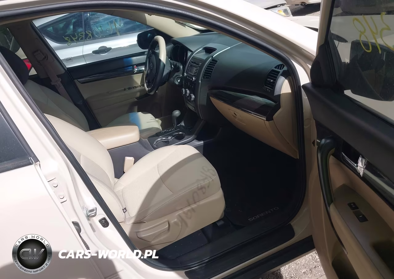 2012 Kia Sorento Lx VIN:5XYKT3A60CG199537 - 5