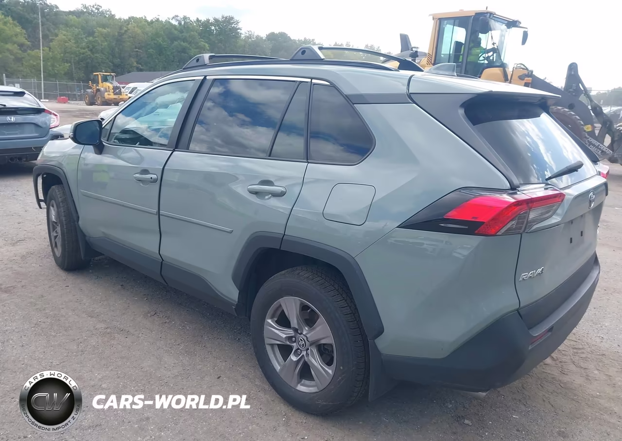 2023 Toyota Rav4 Xle VIN:2T3P1RFV4PW399312 - 3