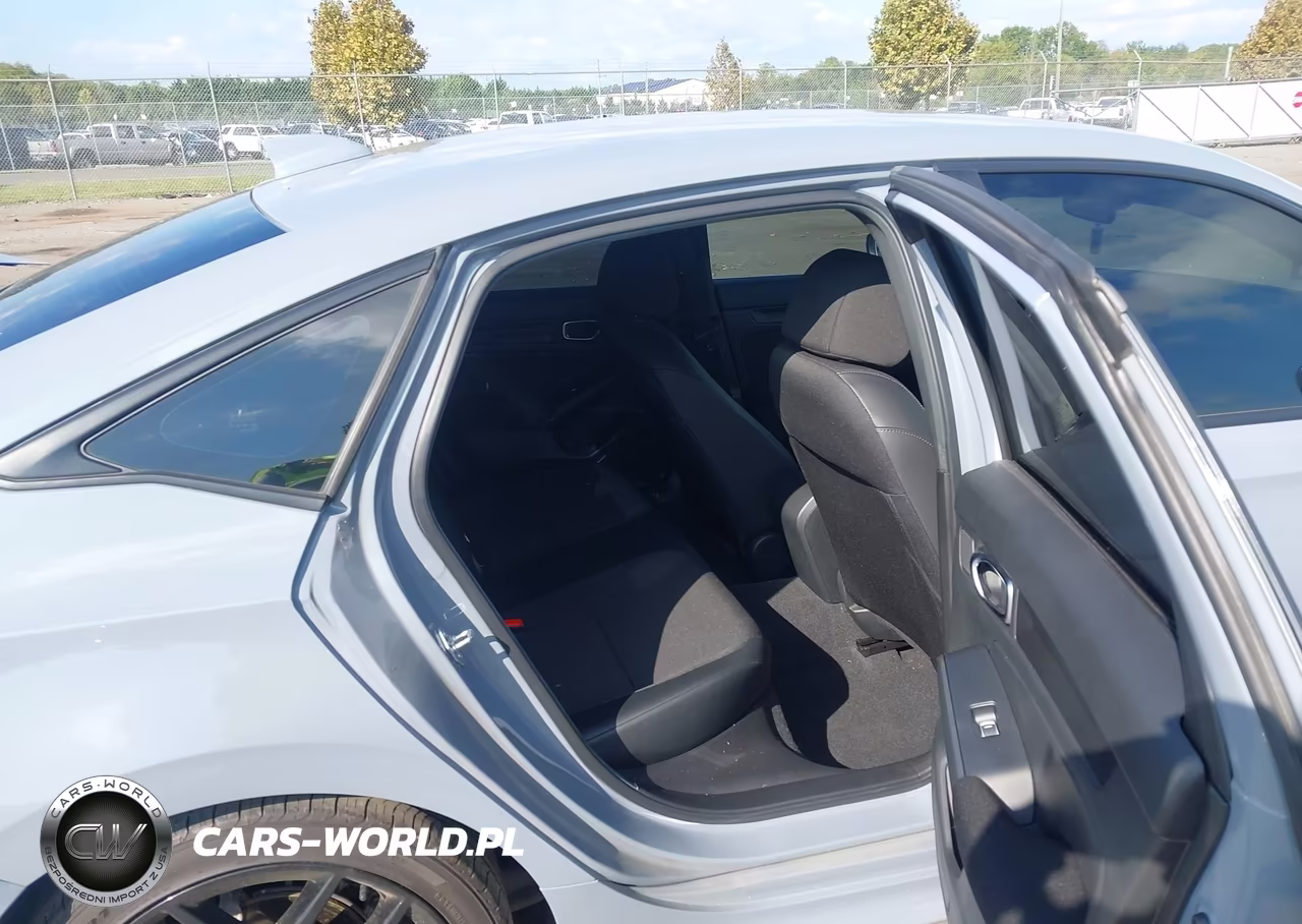 2024 Honda Civic Sport VIN:2HGFE2F51RH555401 - 8