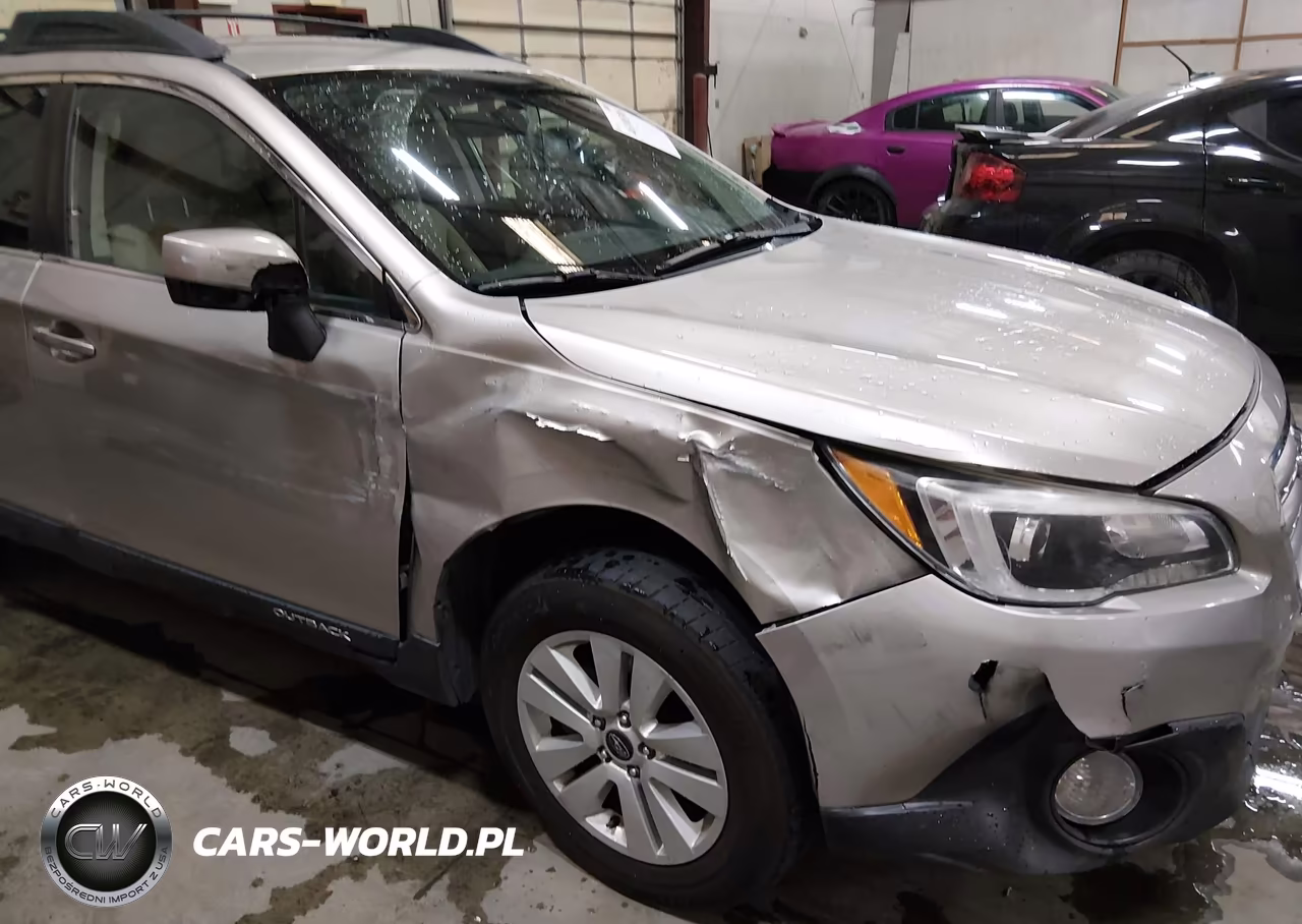 2016 Subaru Outback 2.5I Premium VIN:4S4BSACC2G3353374 - 6