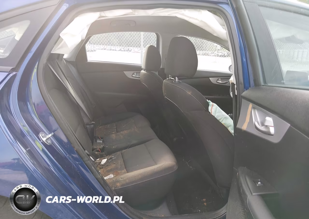 2024 Kia Forte Lxs VIN:3KPF24AD0RE717743 - 8
