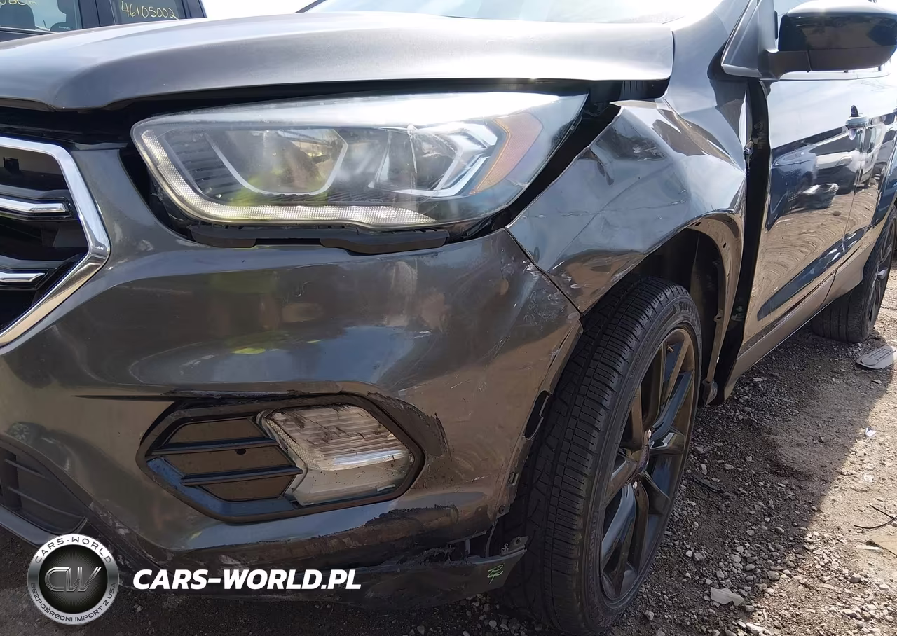2017 Ford Escape Se VIN:1FMCU0GD8HUC31013 - 6