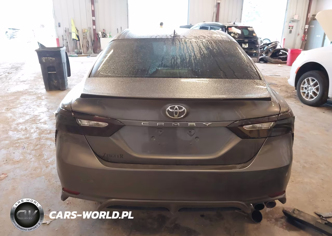 2020 Toyota Camry Se VIN:4T1G11AK2LU905558 - 16