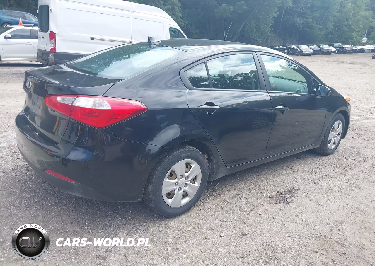 2016 Kia Forte Lx VIN:KNAFK4A62G5496749 - 4