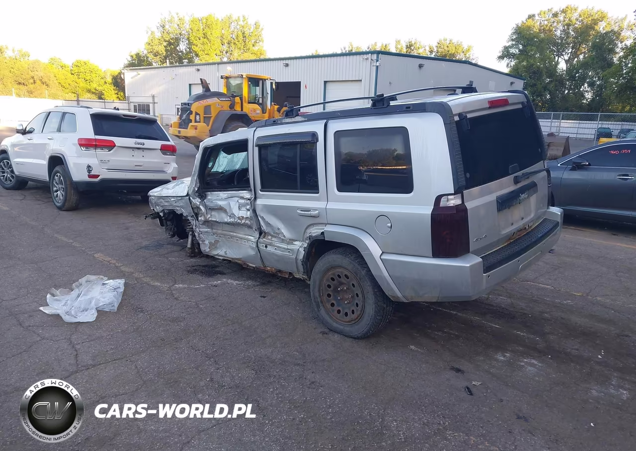2010 Jeep Commander Sport VIN:1J4RG4GK1AC158293 - 3