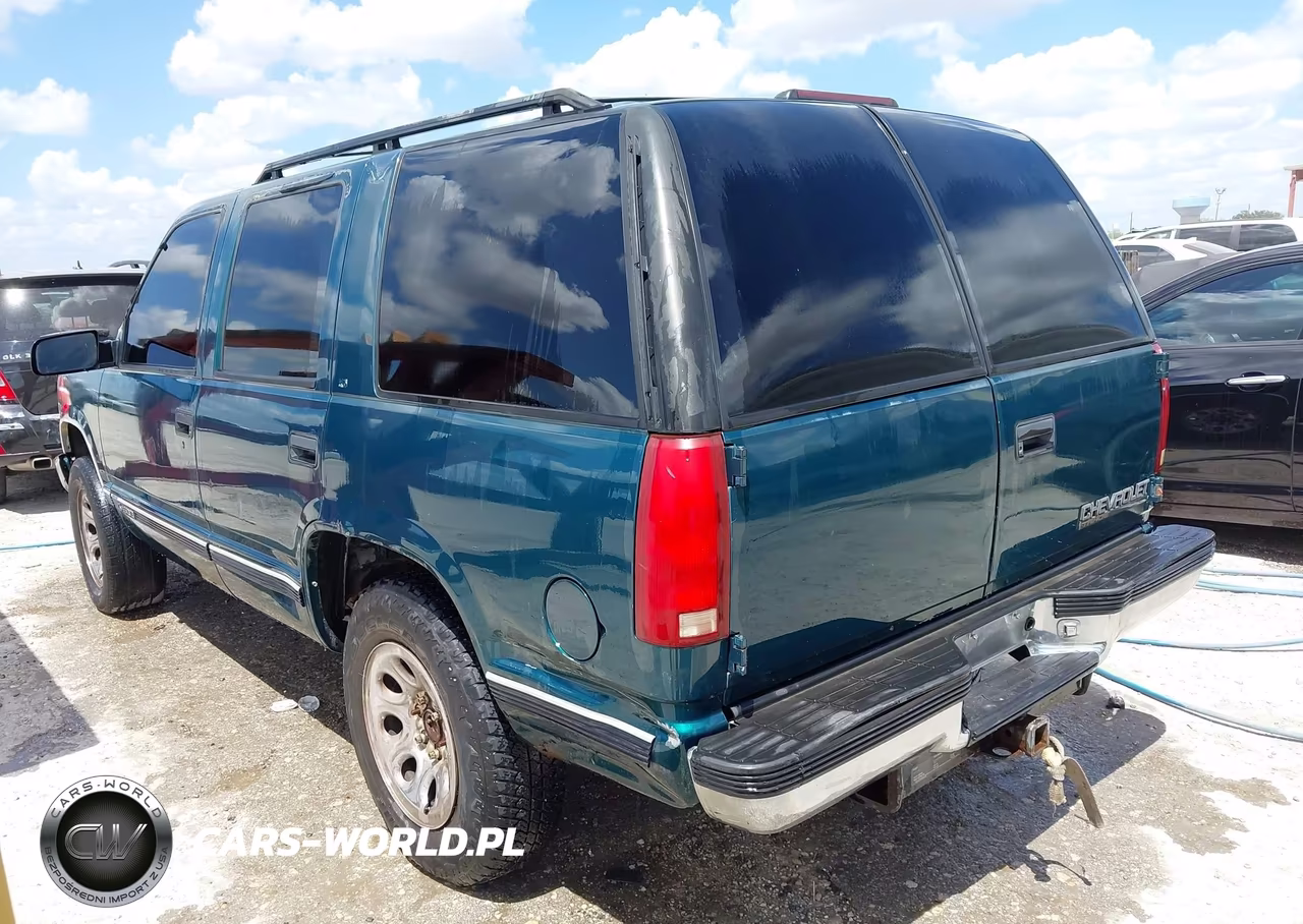 1996 Chevrolet Tahoe K1500 VIN:1GNEK13R8TJ326215 - 3