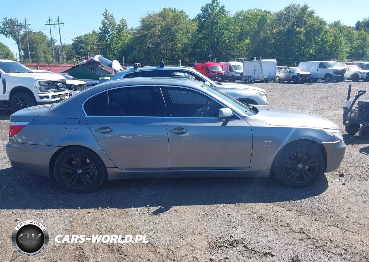 2010 BMW 528I xDrive VIN:WBANV1C50AC156542 - 13