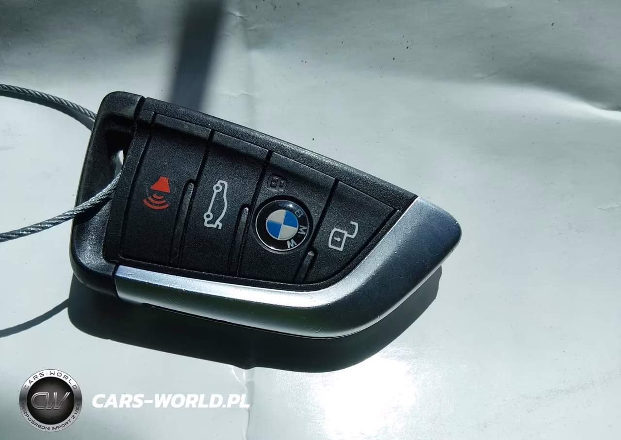 2025 BMW 3 Series 330I xDrive VIN:3MW89CW06S8E95781 - 11