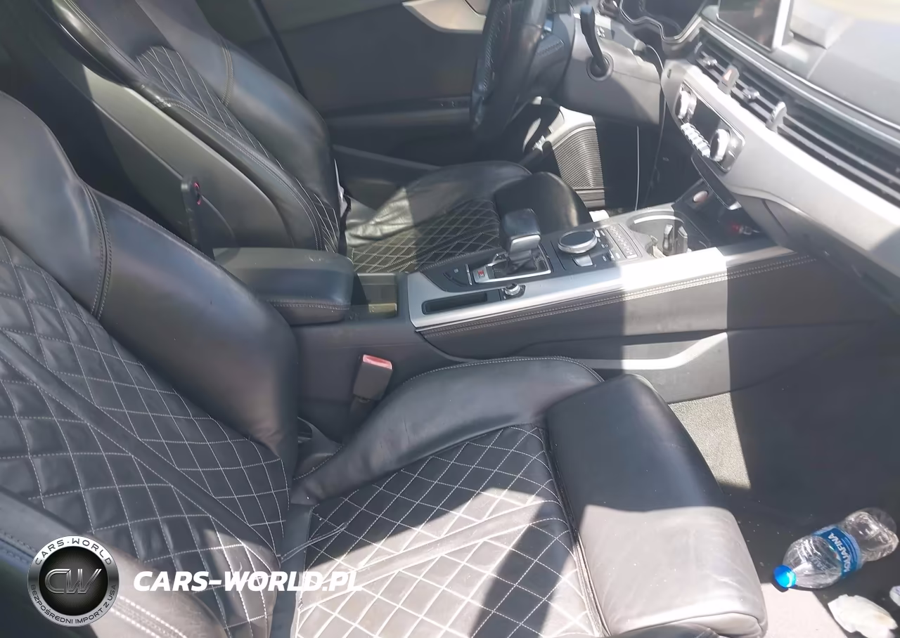 2019 Audi S4 3.0T Premium VIN:WAUB4AF46KA116892 - 5