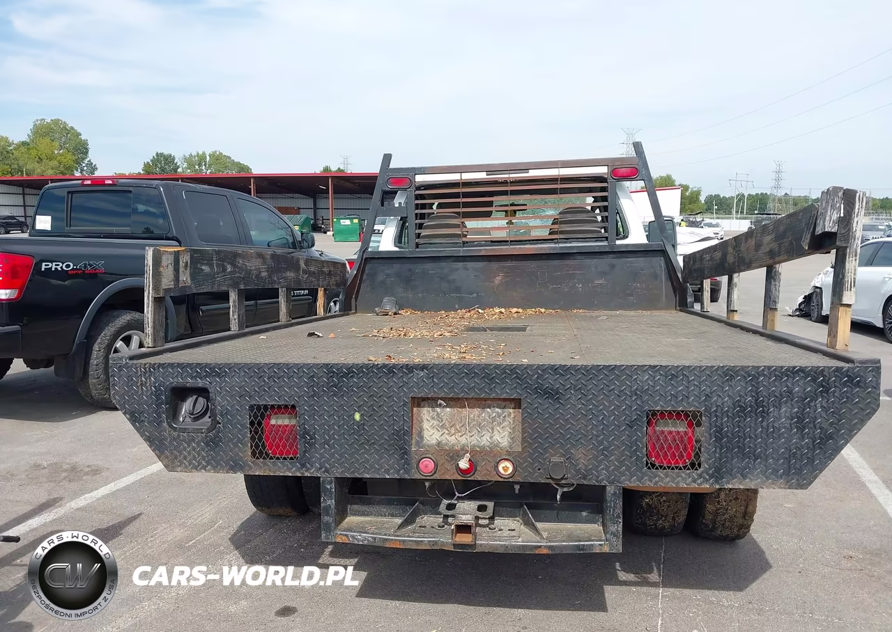 2008 Ford Super Duty F-350 Drw Xl-Xlt VIN:1FDWF36568ED31270 - 15