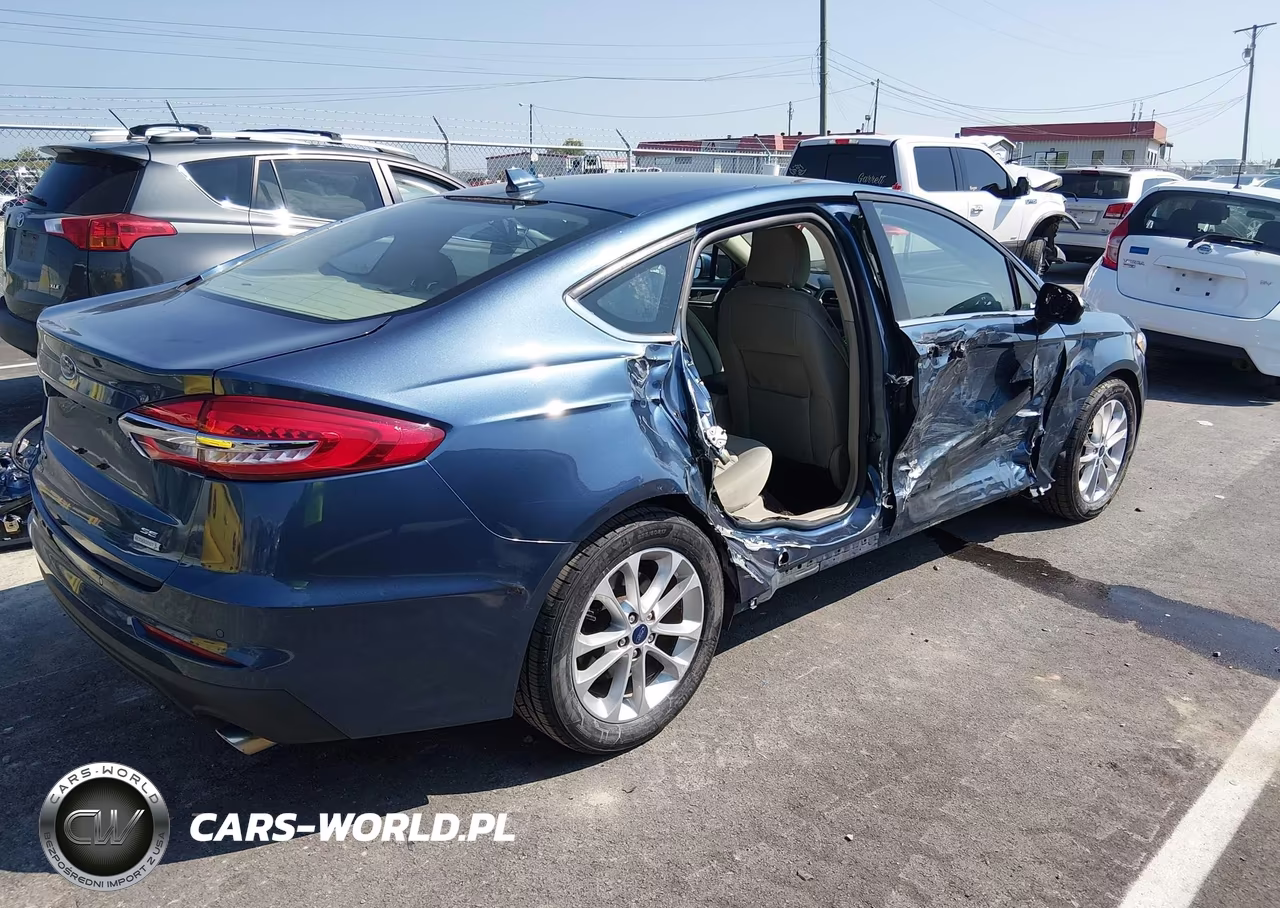 2019 Ford Fusion Se VIN:3FA6P0HDXKR159548 - 4