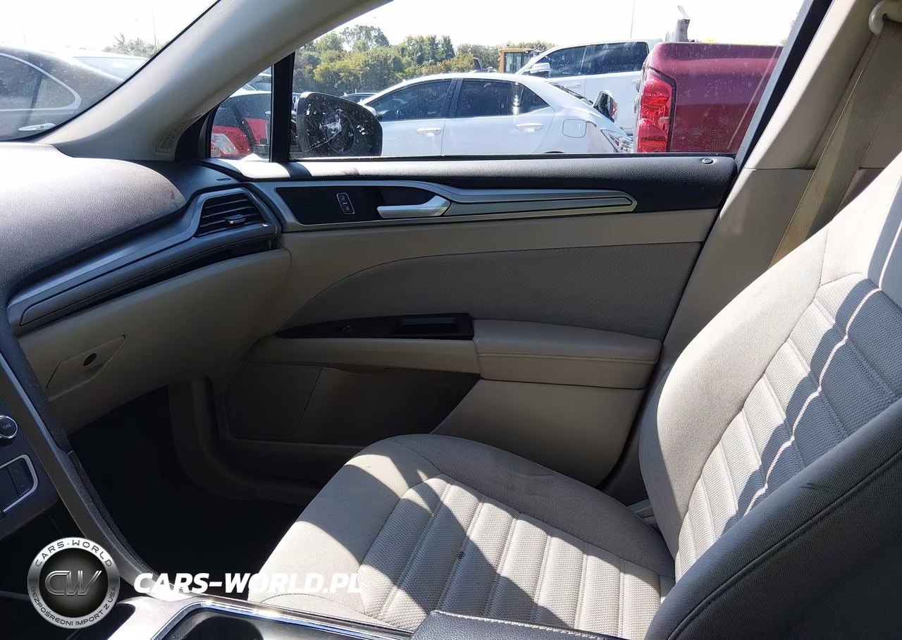 2019 Ford Fusion Se VIN:3FA6P0HDXKR159548 - 5