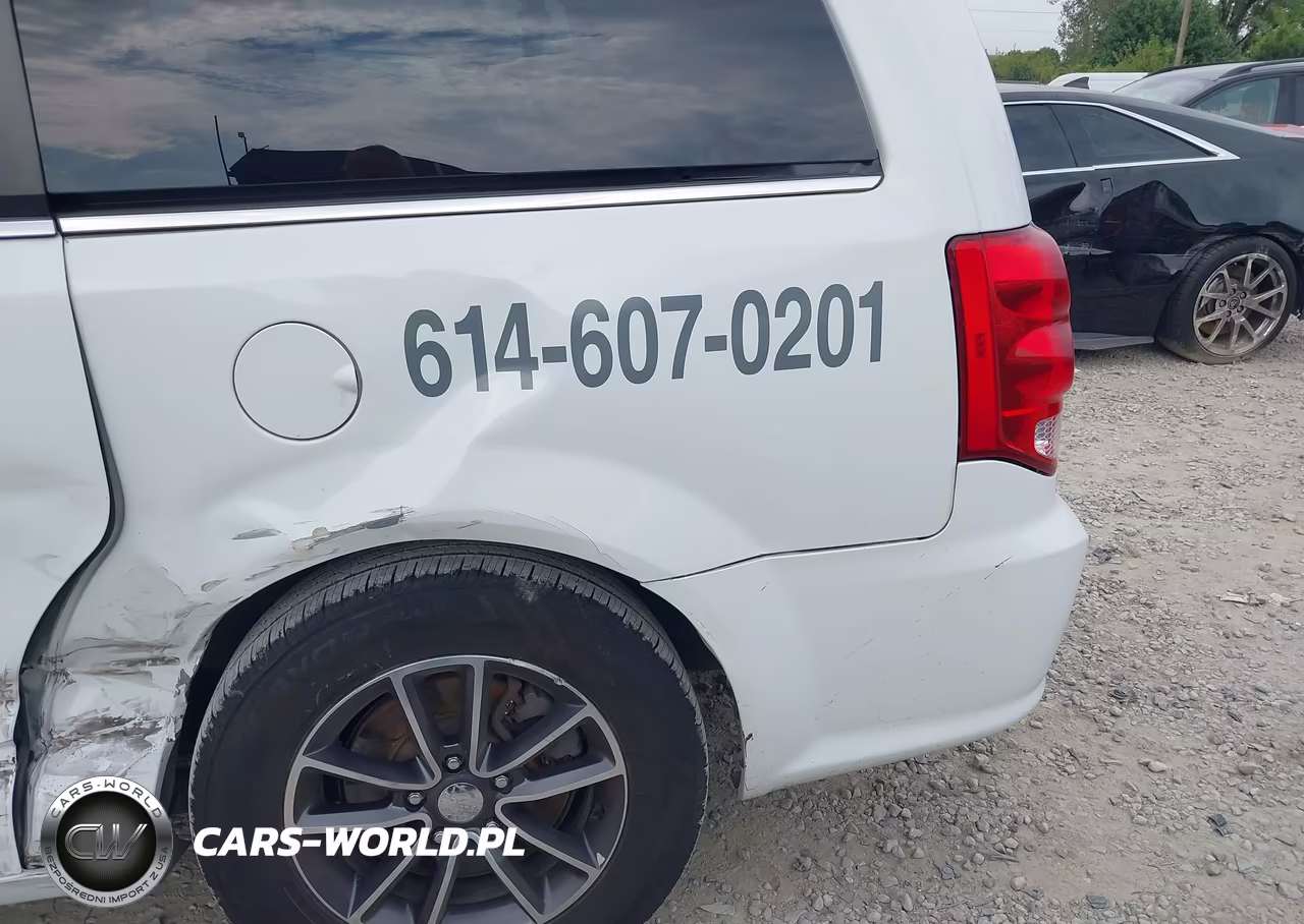 2017 Dodge Grand Caravan Sxt VIN:2C4RDGCG5HR800100 - 17