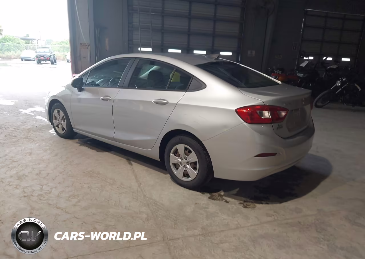 2018 Chevrolet Cruze Ls Auto VIN:1G1BC5SM8J7214975 - 3