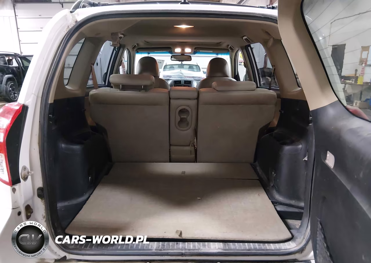 2009 Toyota Rav4 Limited V6 VIN:JTMBK31V695074943 - 18