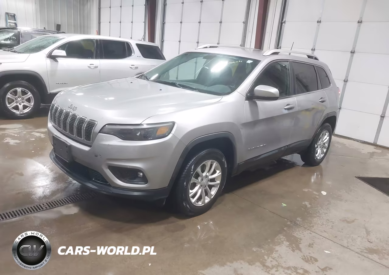 2019 Jeep Cherokee Latitude 4X4 VIN:1C4PJMCBXKD288170 - 2