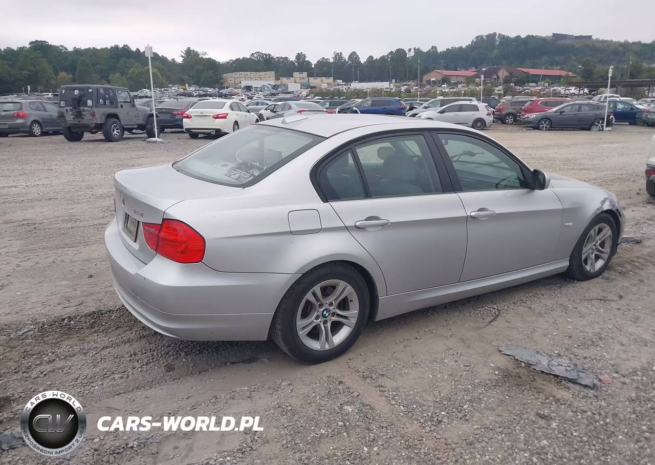 2009 BMW 328I VIN:WBAPH77569NM28704 - 4