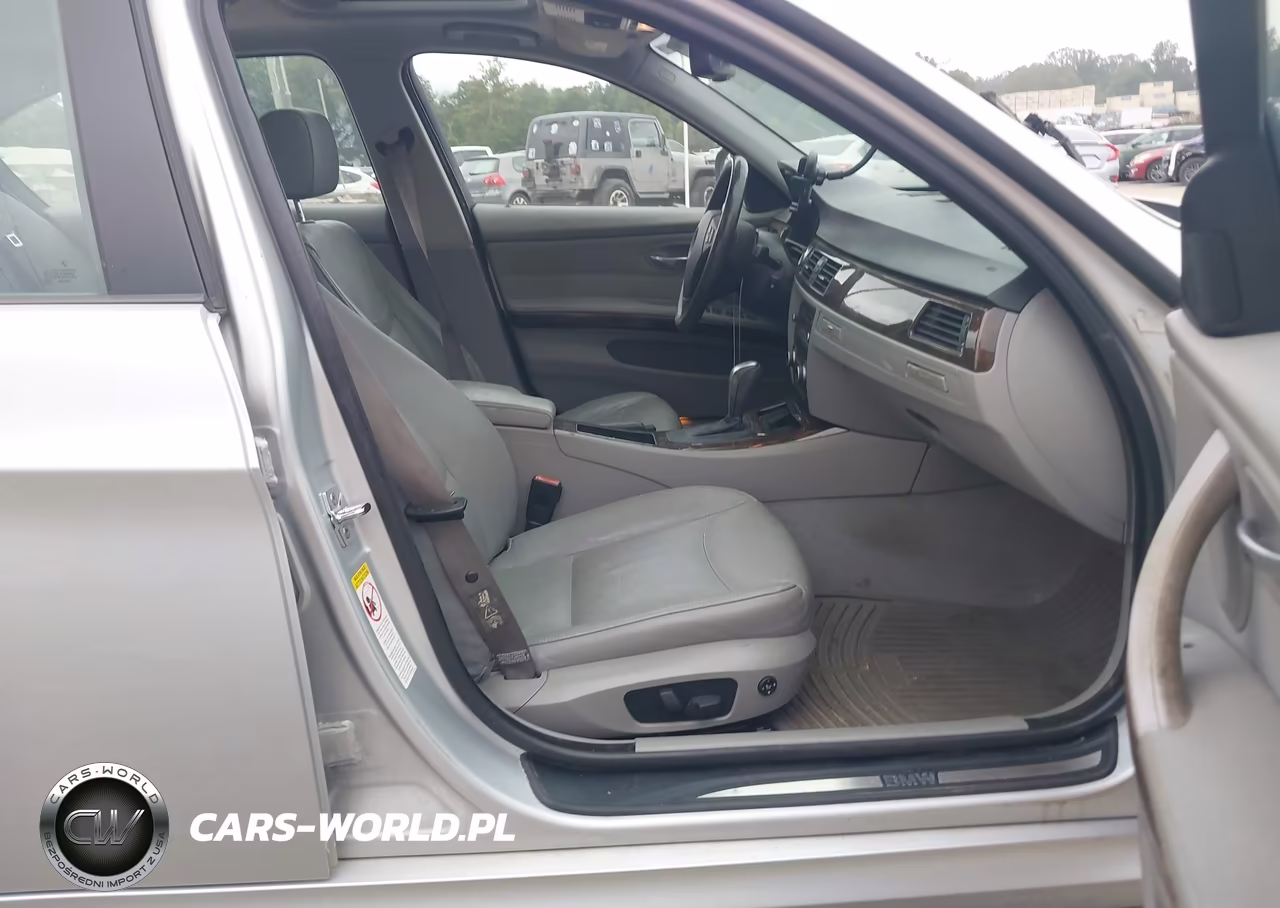 2009 BMW 328I VIN:WBAPH77569NM28704 - 5