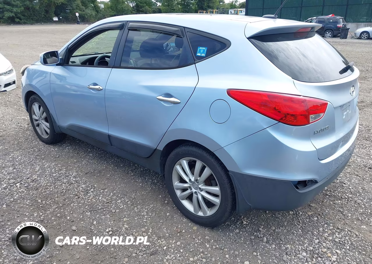 2010 Hyundai Tucson Limited VIN:KM8JUCAC4AU061232 - 3