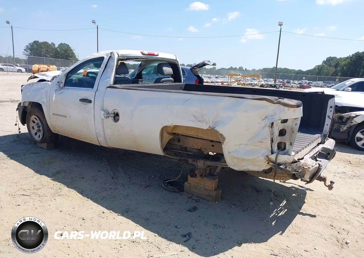 2012 Chevrolet Silverado 1500 Work Truck VIN:1GCNKPE00CZ218019 - 3